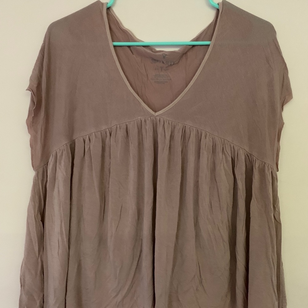 Light pink T-shirt